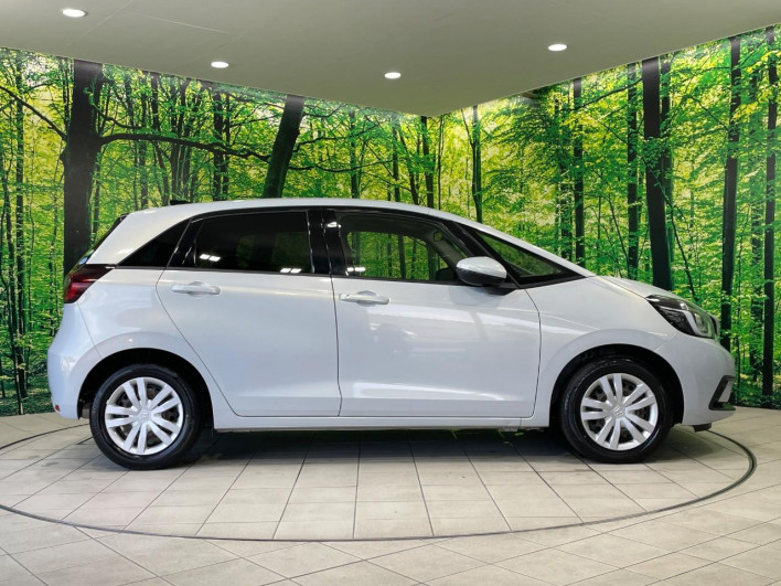 2020 Honda Fit 6AA-GR3 (UW-6a20ec1cac99f)[10]