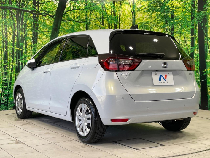 2020 Honda Fit 6AA-GR3 (UW-6a20ec1cac99f)[27]