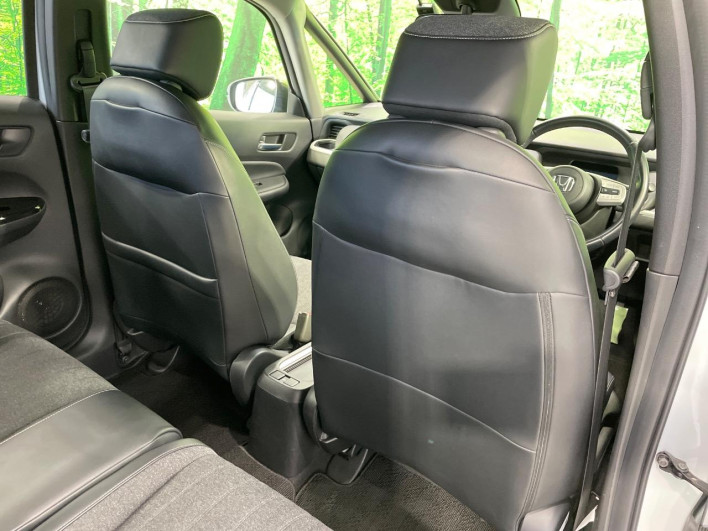 2020 Honda Fit 6AA-GR3 (UW-6a20ec1cac99f)[21]