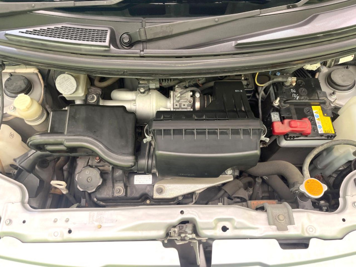 2011 Nissan Otti DBA-H92W (UW-6a20ec2862a95)[4]