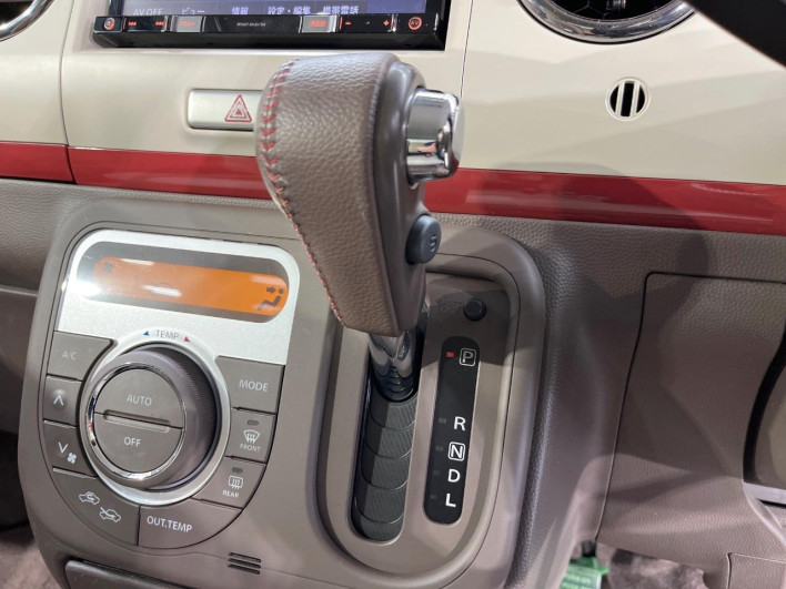 2015 Suzuki Alto Lapin Chocolat DBA-HE22S (UW-6a20ec309a6de)[13]