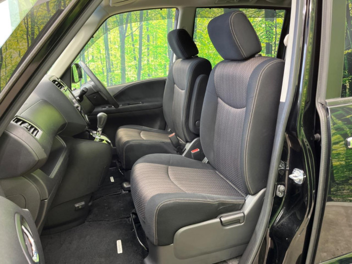 2015 Nissan Serena DAA-HFC26 (UW-6a20ec369770e)[12]