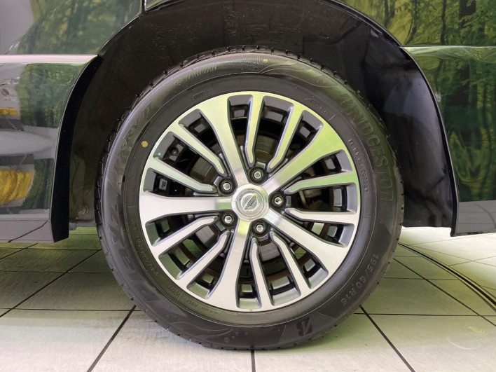 2015 Nissan Serena DAA-HFC26 (UW-6a20ec38760d6)[15]