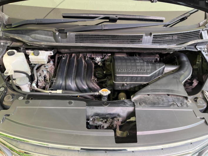 2015 Nissan Serena DAA-HFC26 (UW-6a20ec38760d6)[20]