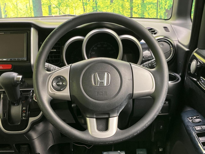 2012 Honda N-BOX CUSTOM DBA-JF1 (UW-6a20ec4ac4f6b)[22]