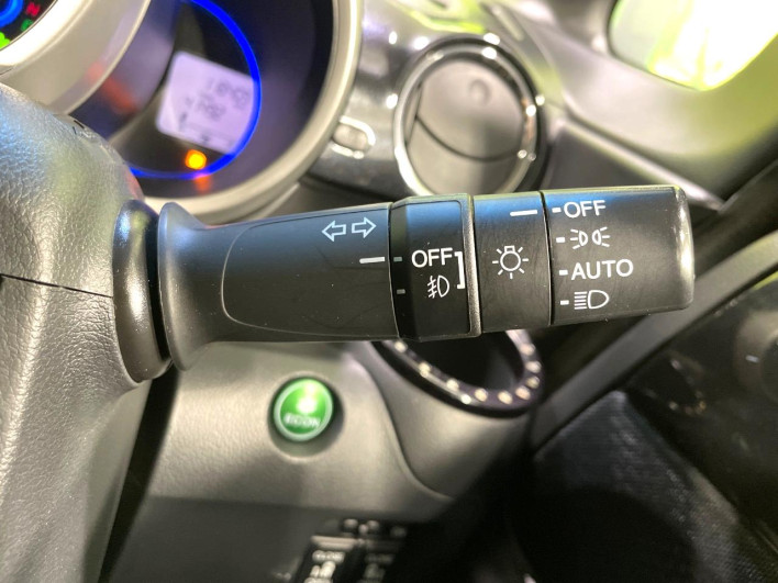 2013 Honda N-BOX CUSTOM DBA-JF1 (UW-6a20ec4bd0c9f)[29]