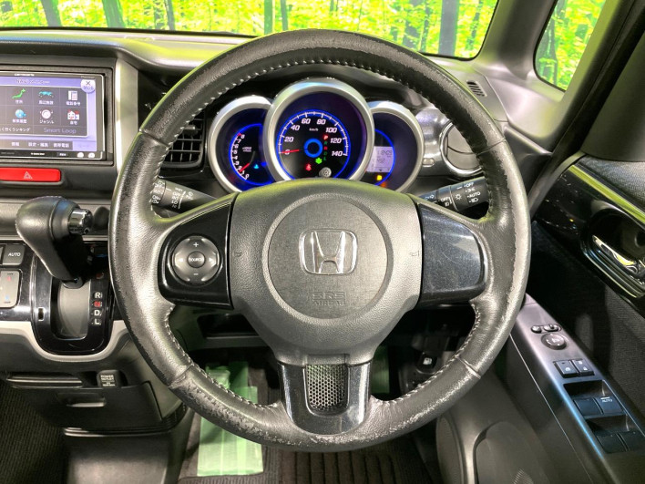 2013 Honda N-BOX CUSTOM DBA-JF1 (UW-6a20ec4bd0c9f)[19]