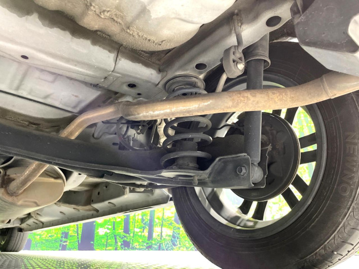 2013 Honda N-BOX CUSTOM DBA-JF1 (UW-6a20ec4bd0c9f)[10]