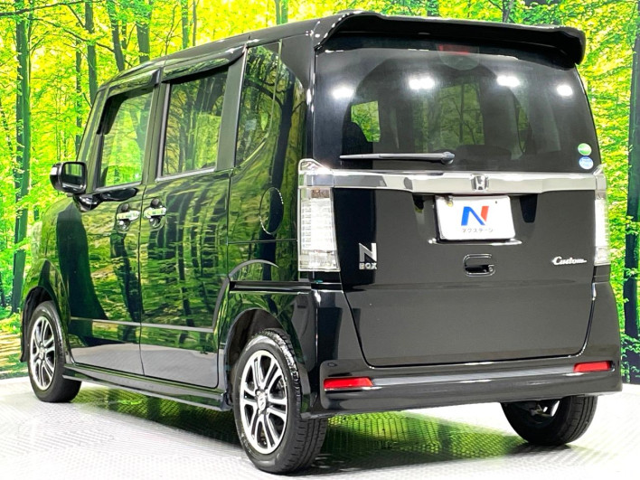 2013 Honda N-BOX CUSTOM DBA-JF1 (UW-6a20ec4bd0c9f)[7]
