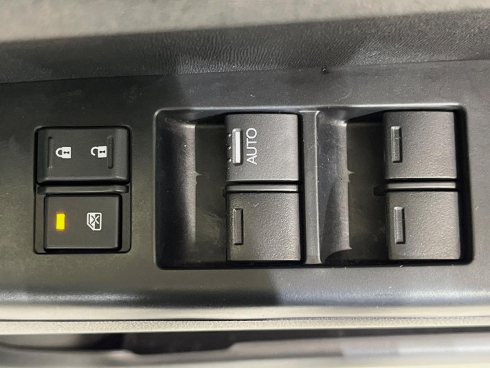 2013 Honda N-BOX DBA-JF1 (UW-6a20ec4bf158c)[20]