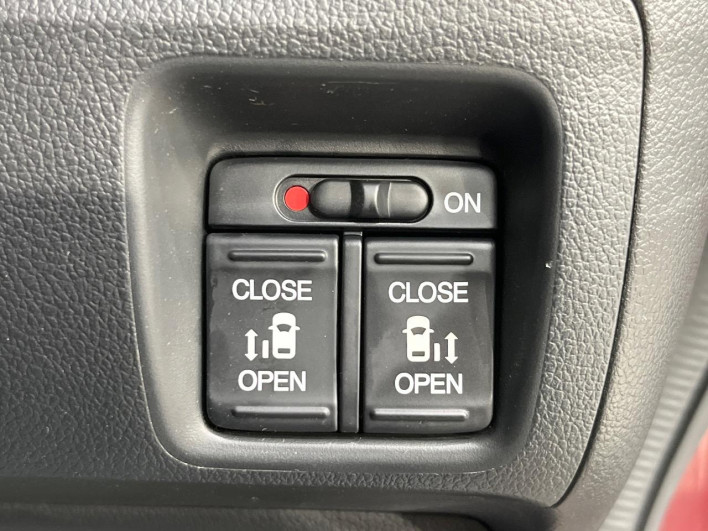 2015 Honda N-BOX CUSTOM DBA-JF1 (UW-6a20ec4f0bb19)[21]