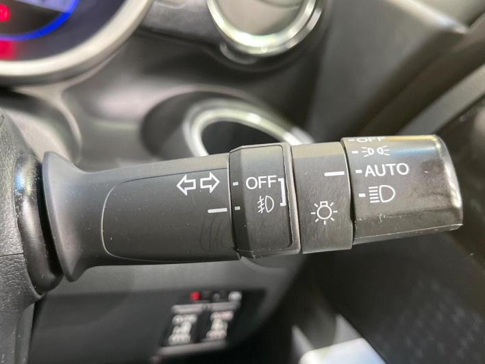 2015 Honda N-BOX CUSTOM DBA-JF1 (UW-6a20ec4f0bb19)[16]