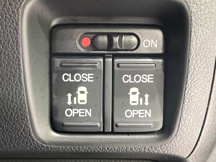 2013 Honda N-BOX CUSTOM DBA-JF2 (UW-6a20ec5275524)[20]