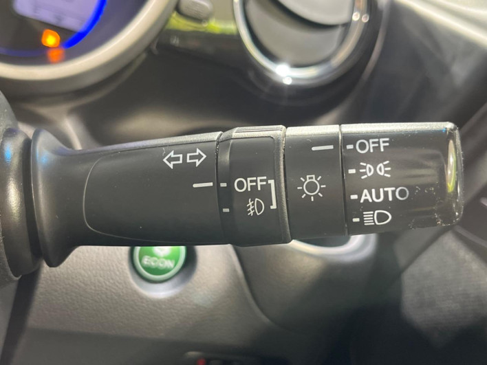 2013 Honda N-BOX CUSTOM DBA-JF2 (UW-6a20ec5275524)[18]