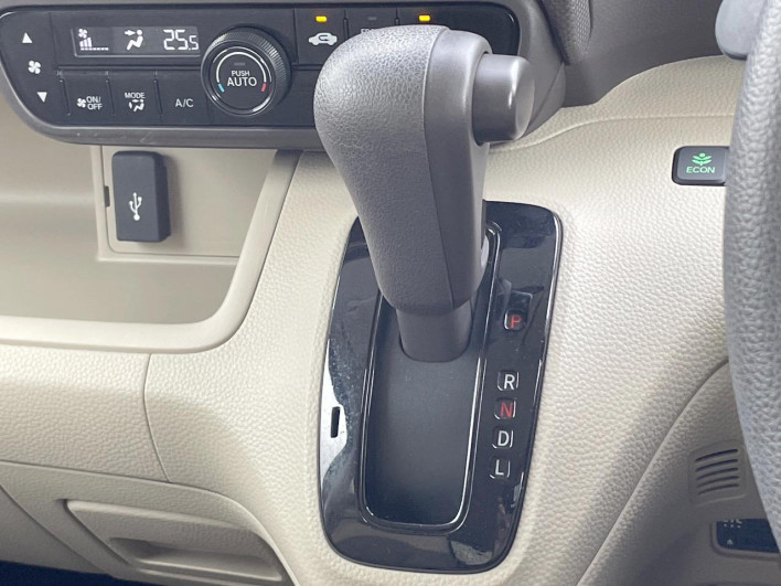 2019 Honda N-BOX DBA-JF3 (UW-6a20ec5519f98)[28]