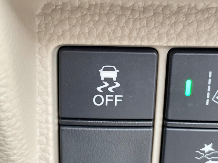 2019 Honda N-BOX DBA-JF3 (UW-6a20ec5519f98)[19]