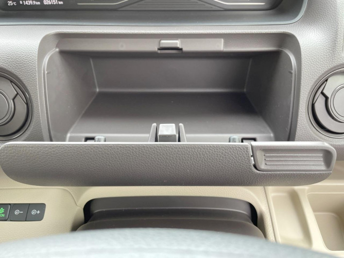 2019 Honda N-BOX DBA-JF3 (UW-6a20ec5519f98)[24]