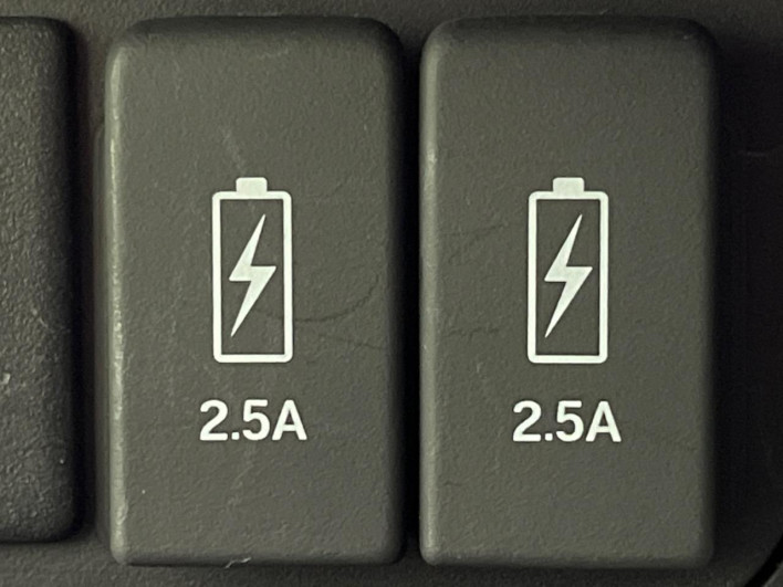 2020 Honda N-BOX CUSTOM 6BA-JF3 (UW-6a20ec572d5b7)[12]