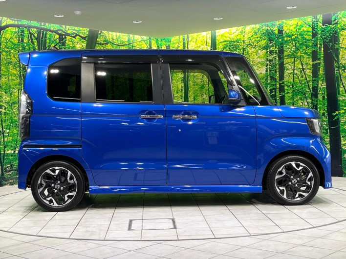 2017 Honda N-BOX CUSTOM DBA-JF3 (UW-6a20ec59abb2b)[17]