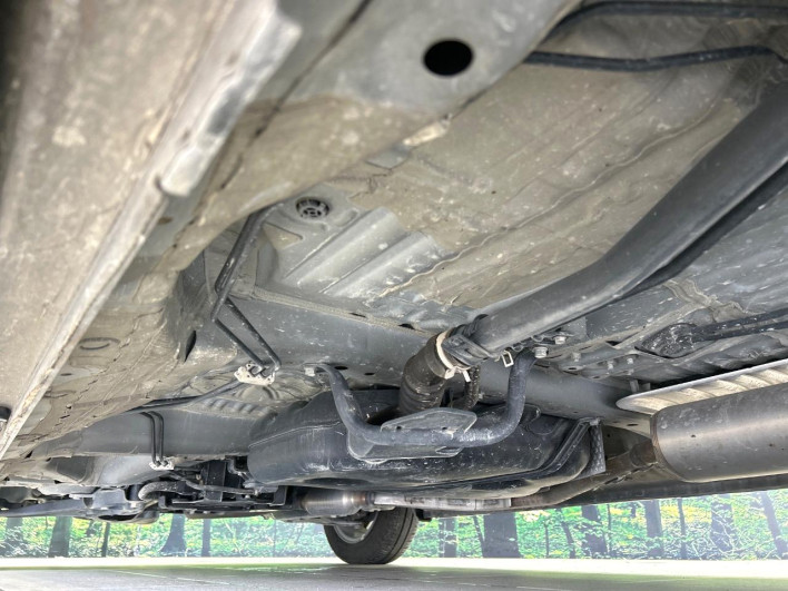 2021 Honda N-BOX CUSTOM 6BA-JF3 (UW-6a20ec5d258f7)[24]
