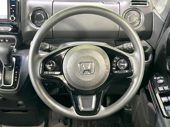 2021 Honda N-BOX CUSTOM 6BA-JF3 (UW-6a20ec5d258f7)[29]