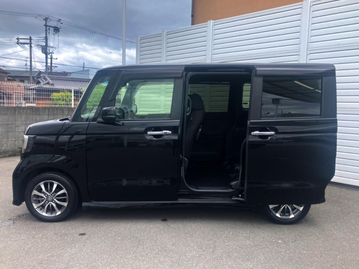 2021 Honda N-BOX CUSTOM 6BA-JF3 (UW-6a20ec5e038bf)[5]