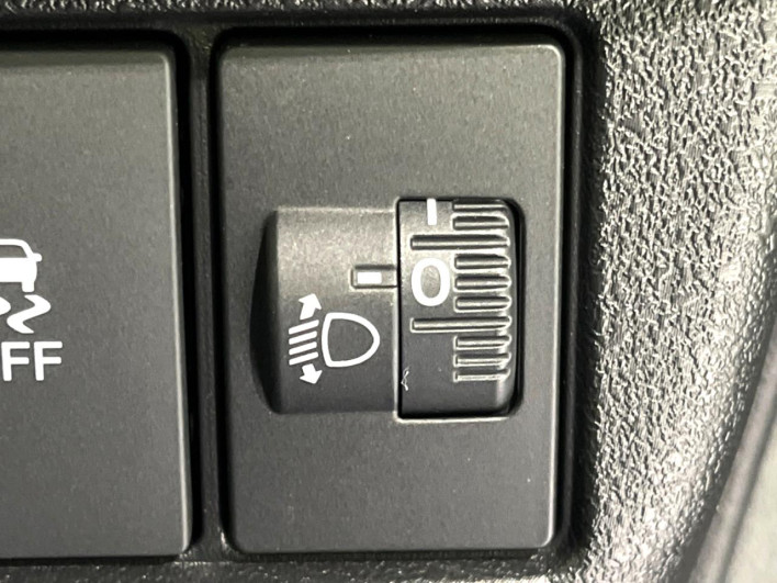 2023 Honda N-BOX CUSTOM 6BA-JF6 (UW-6a20ec6bbd6ea)[23]