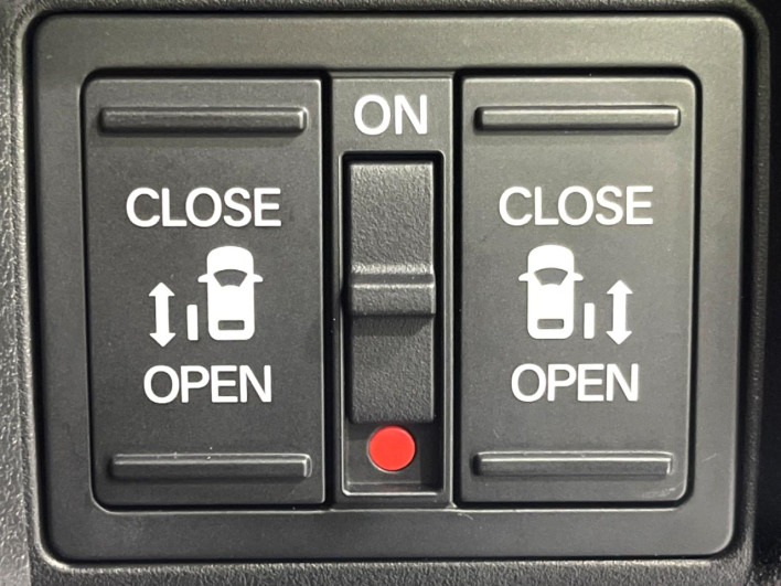 2023 Honda N-BOX CUSTOM 6BA-JF6 (UW-6a20ec6bbd6ea)[22]