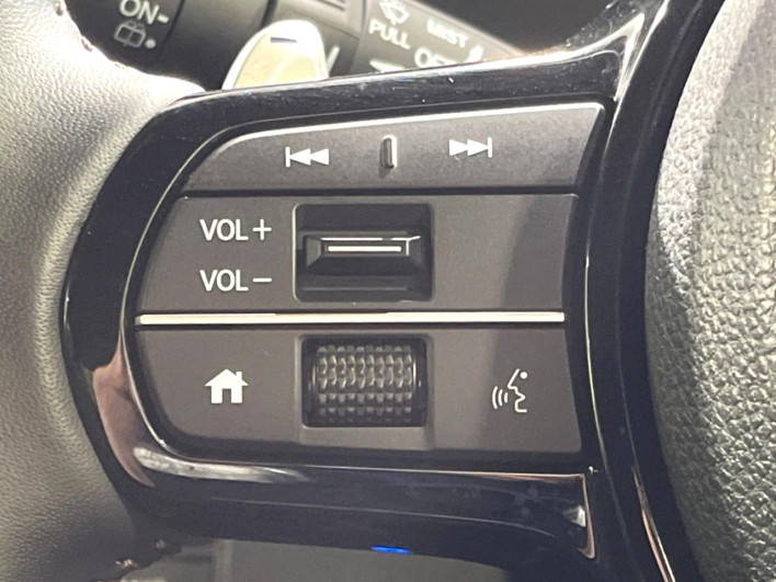 2023 Honda N-BOX CUSTOM 6BA-JF6 (UW-6a20ec6bbd6ea)[26]