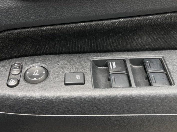 2016 Honda N-WGN Custom DBA-JH1 (UW-6a20ec71127f4)[8]