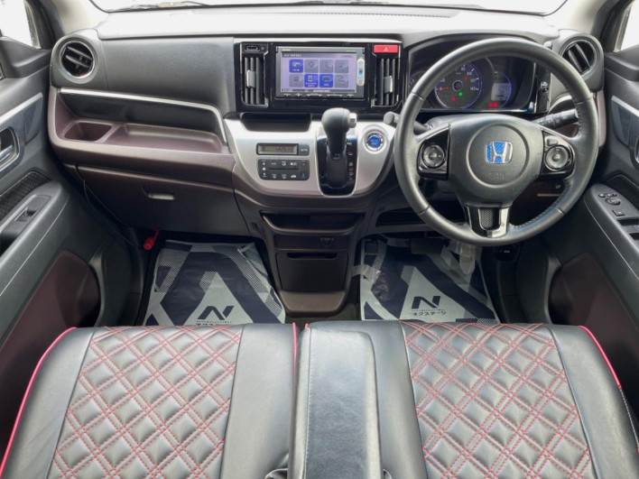 2016 Honda N-WGN Custom DBA-JH1 (UW-6a20ec71127f4)[26]