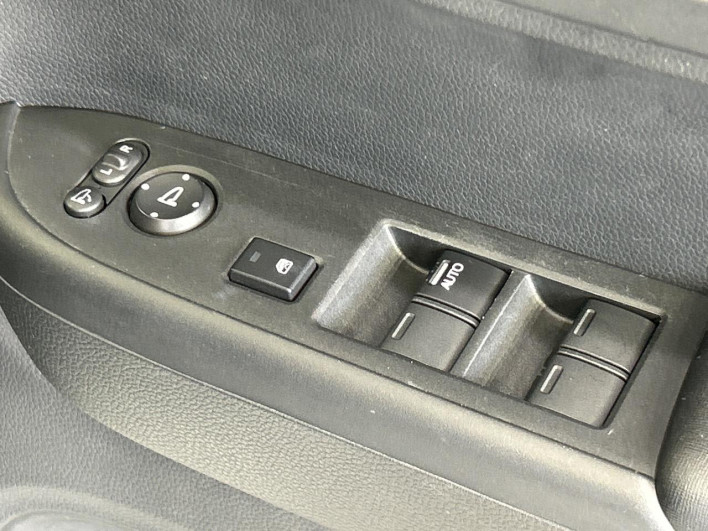 2020 Honda N-WGN Custom 6BA-JH3 (UW-6a20ec741b7af)[26]