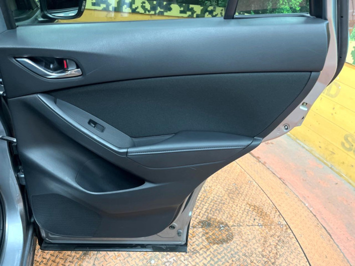 2013 Mazda CX-5 LDA-KE2FW (UW-6a20ec78a00e8)[24]
