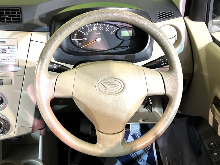 2014 Daihatsu Mira DBA-L275S (UW-6a20ec8befee2)[5]