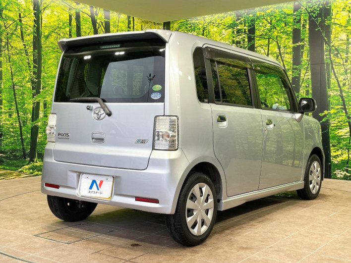 2013 Toyota Pixis Space DBA-L575A (UW-6a20ec8e26edc)[25]