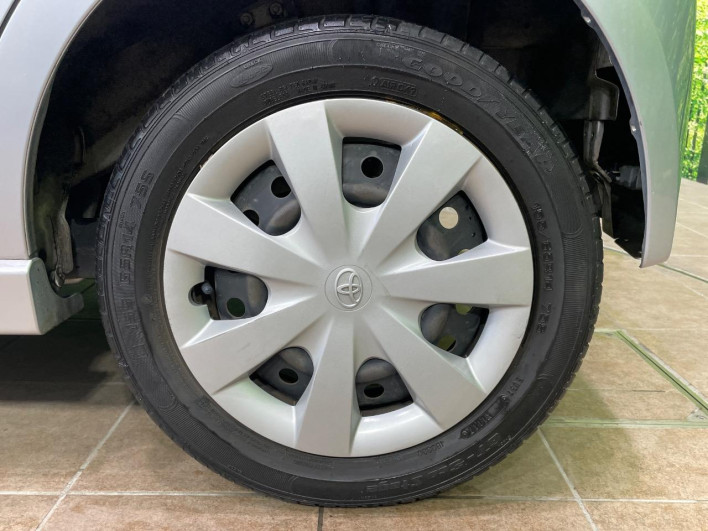 2013 Toyota Pixis Space DBA-L575A (UW-6a20ec8e26edc)[7]