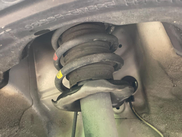 2013 Toyota Pixis Space DBA-L575A (UW-6a20ec8e26edc)[9]