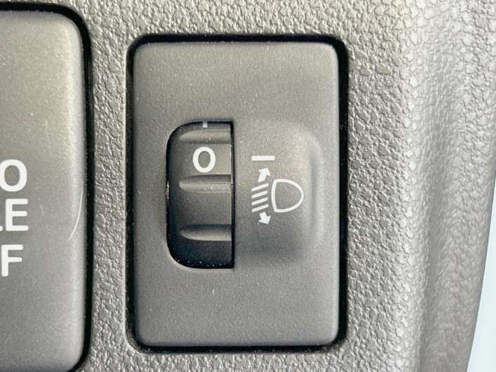 2015 Daihatsu Mira Cocoa DBA-L675S (UW-6a20ec909d75c)[27]
