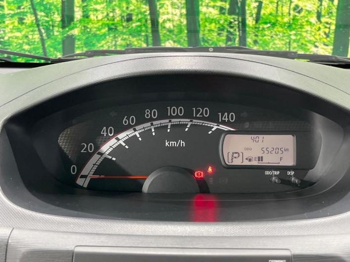 2011 Daihatsu Move DBA-LA100S (UW-6a20ec915eb0e)[27]