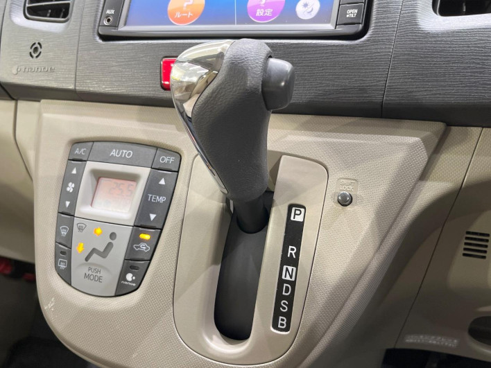 2011 Daihatsu Move DBA-LA100S (UW-6a20ec9261bb0)[15]