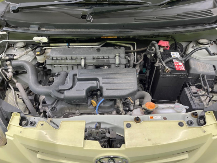2012 Toyota Pixis Epoch DBA-LA300A (UW-6a20ec9bee81b)[16]