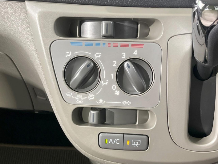 2012 Toyota Pixis Epoch DBA-LA300A (UW-6a20ec9bee81b)[28]