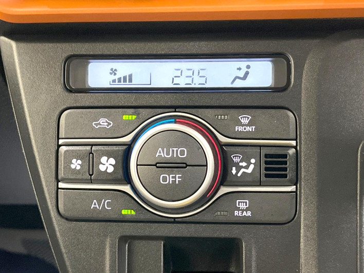 2022 Daihatsu Tanto 5BA-LA650S (UW-6a20ecab56ee6)[17]