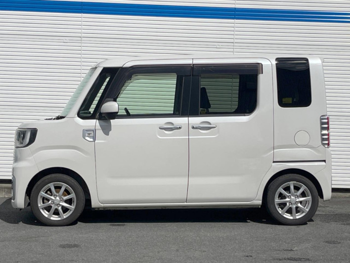 2016 Daihatsu Wake DBA-LA700S (UW-6a20ecb34b60e)[4]