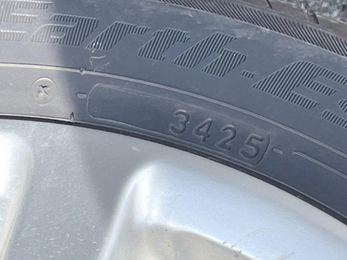 2016 Daihatsu Wake DBA-LA700S (UW-6a20ecb34b60e)[7]