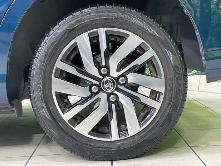 2017 Toyota Roomy DBA-M900A (UW-6a20ecc18fbdf)[7]
