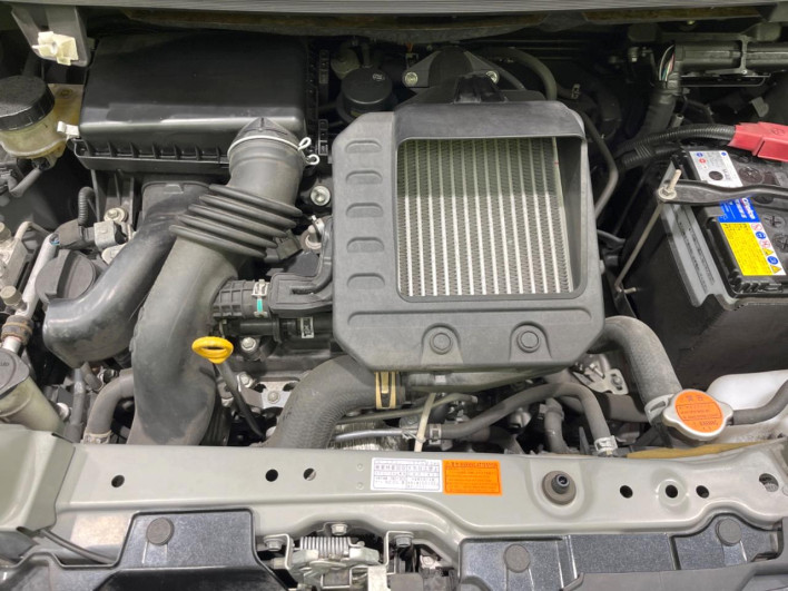 2017 Toyota Roomy DBA-M900A (UW-6a20ecc1926bc)[4]