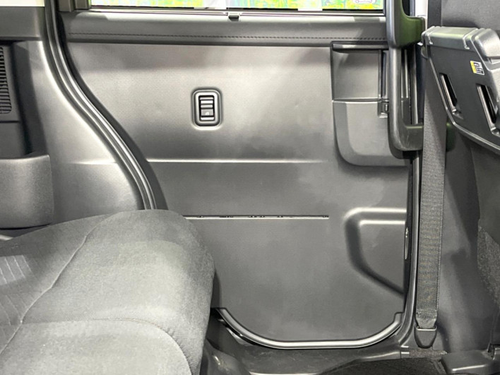 2017 Toyota Roomy DBA-M900A (UW-6a20ecc1926bc)[6]