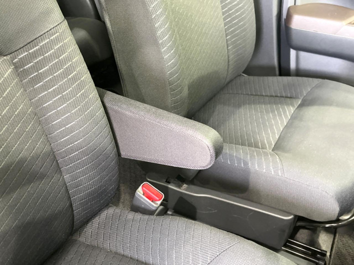 2017 Toyota Roomy DBA-M900A (UW-6a20ecc1926bc)[27]
