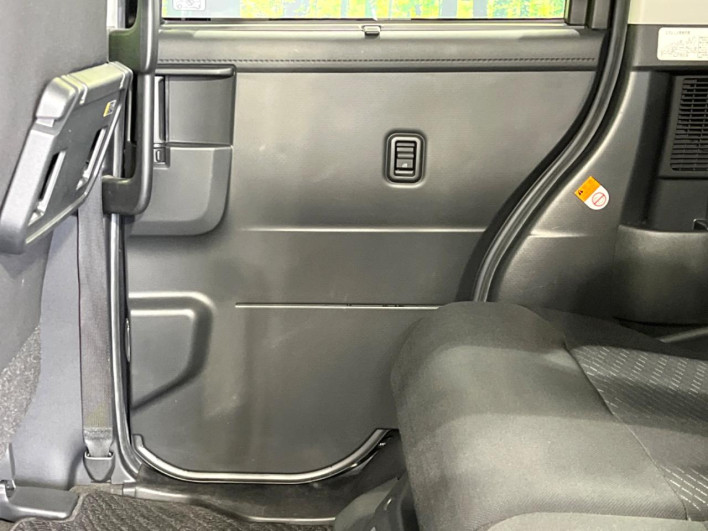 2017 Toyota Roomy DBA-M900A (UW-6a20ecc1926bc)[8]